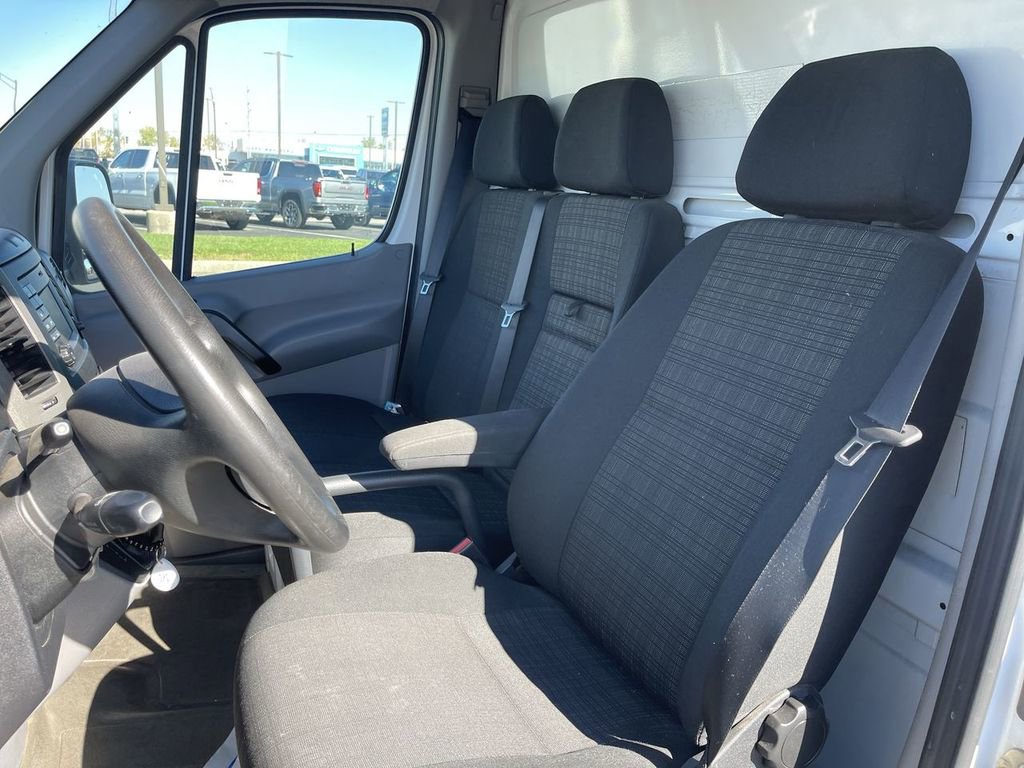 Used 2016 Mercedes-Benz Sprinter 3500 image 6