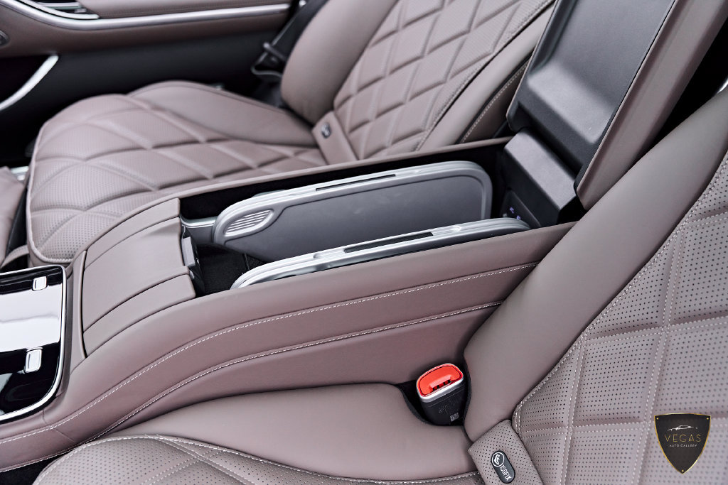 Used 2024 Mercedes-Benz Maybach S 680 4MATIC image 59