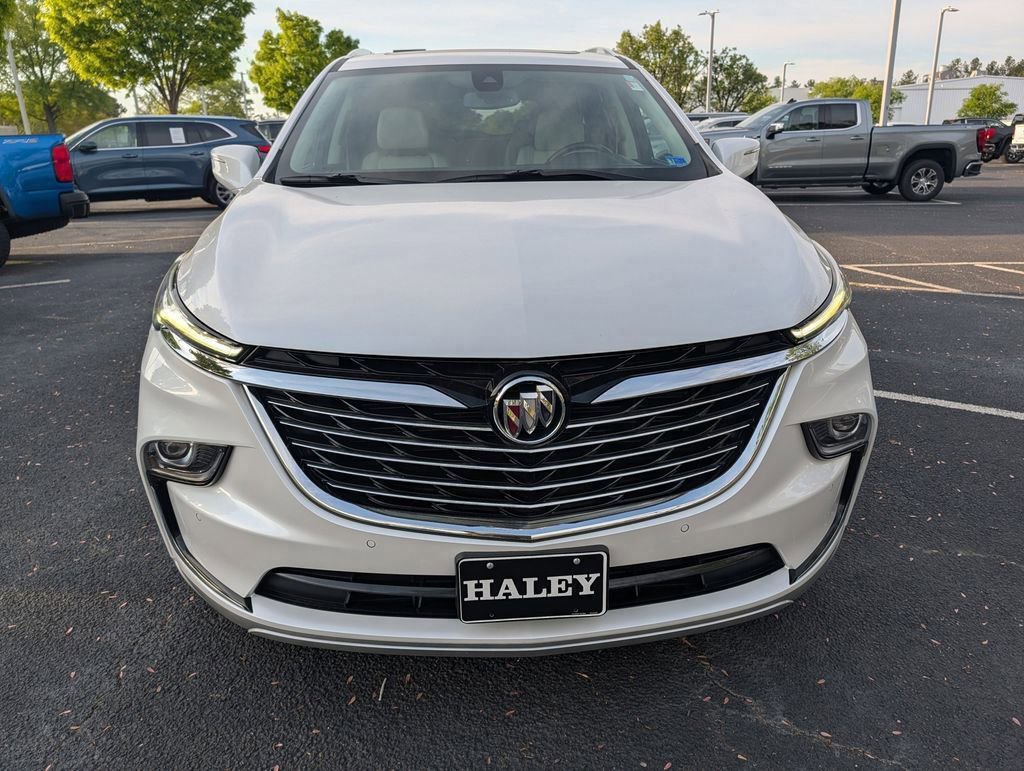 Used 2023 Buick Enclave Essence w/ Experience Buick Package image 3
