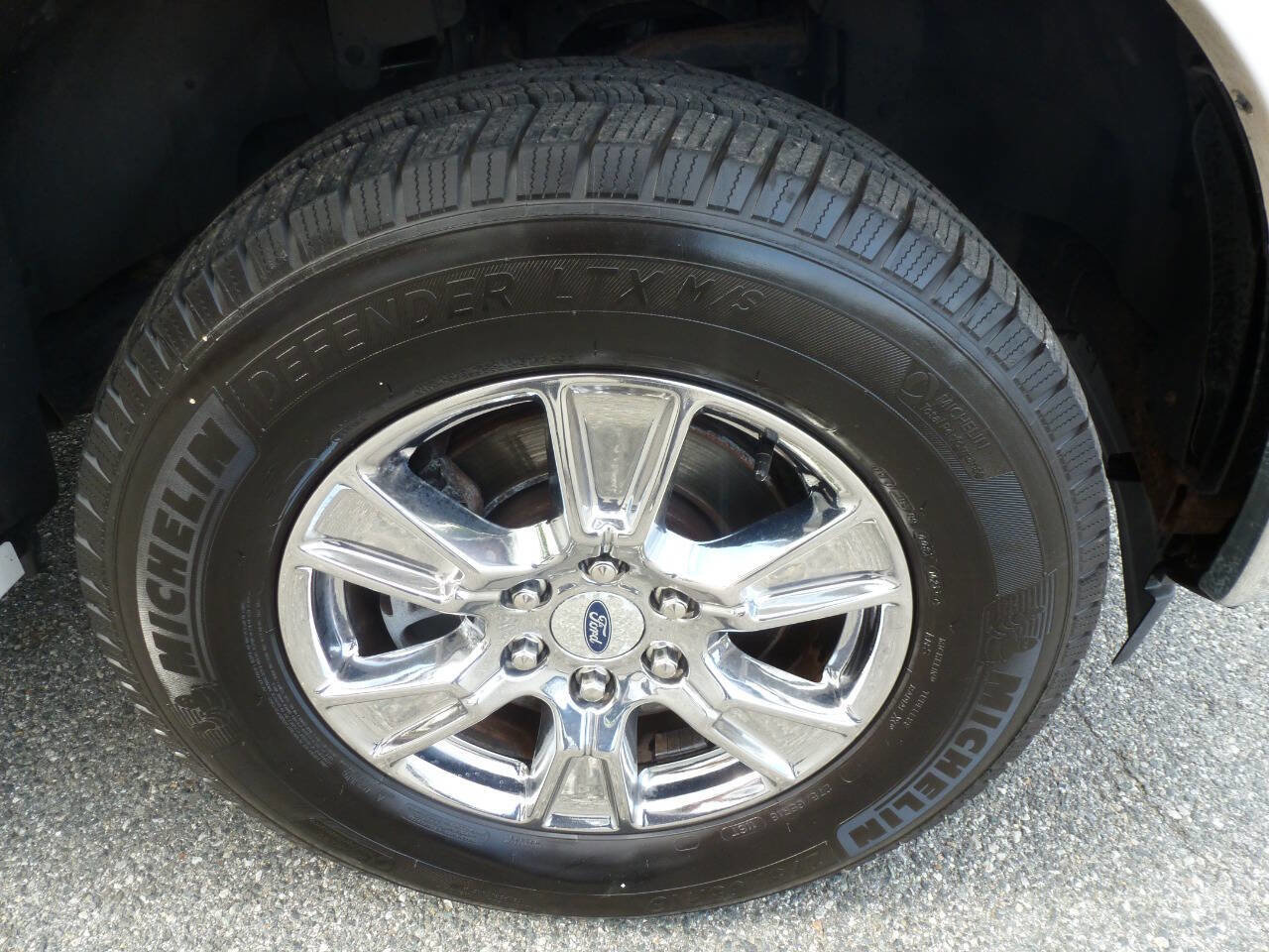Used 2017 Ford F150 Lariat AWD/4WD image 23