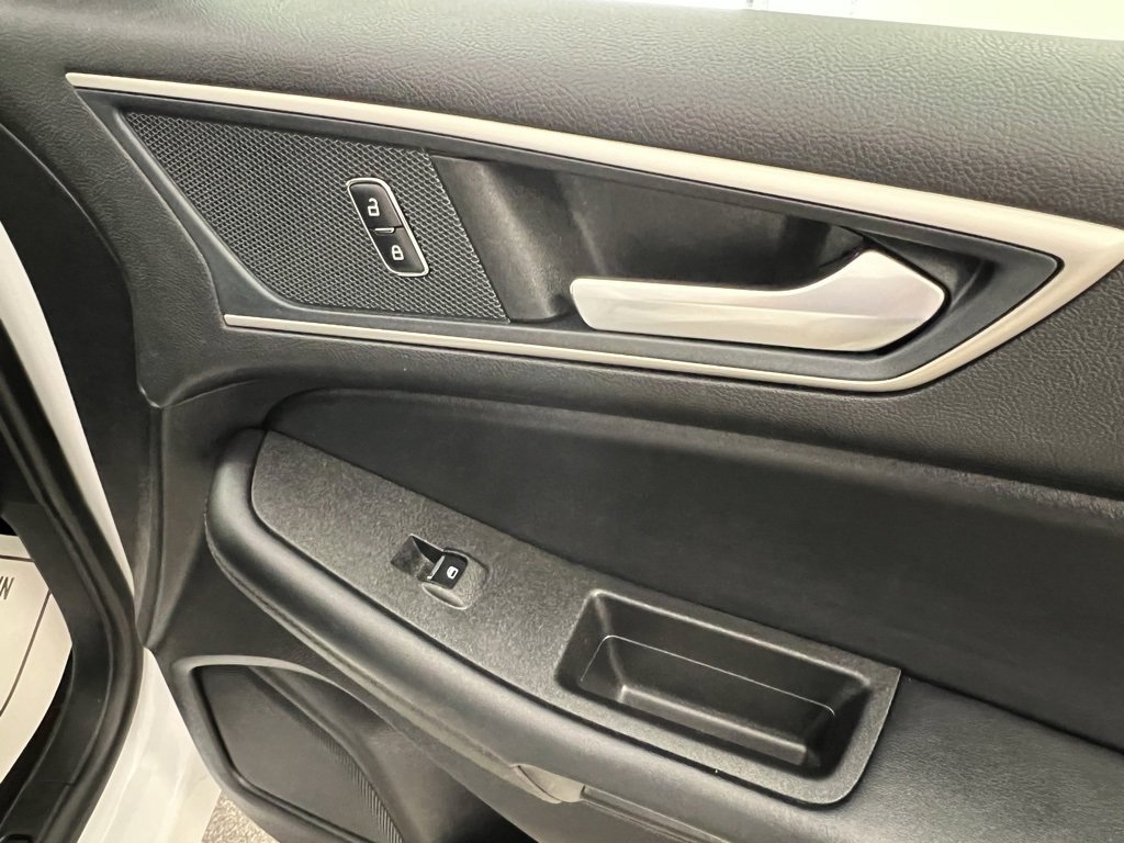 Used 2024 Ford Edge SEL image 61