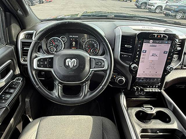 Used 2024 RAM 2500 Big Horn w/ Sport Appearance Package AWD/4WD image 12