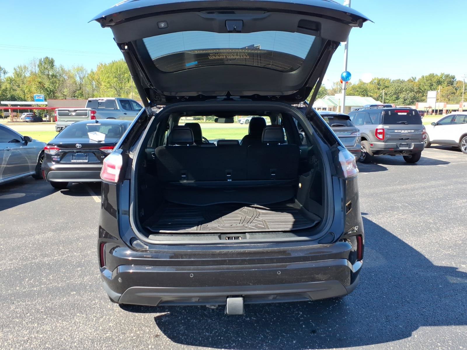 Used 2022 Ford Edge ST-Line w/ Class II Trailer Tow Package AWD/4WD image 5