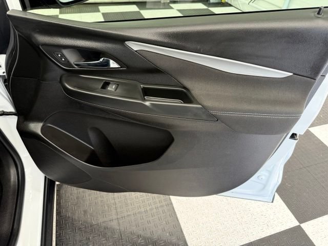 Used 2023 Chevrolet Bolt LT FWD image 20