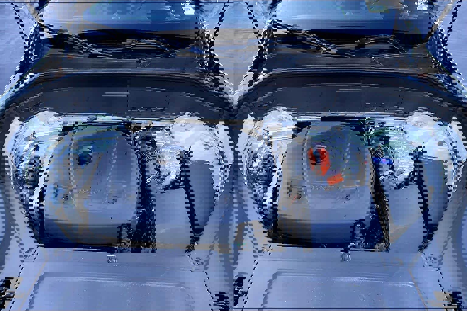 Used 2023 Volvo XC90 T8 Ultimate w/ Protection Package Premier image 13