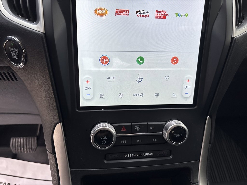 Used 2022 Ford Edge SEL w/ Convenience Package image 19