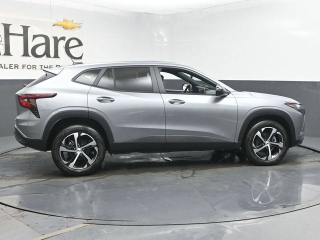 New 2026 Chevrolet Trax RS w/ Sunroof Package FWD image 15