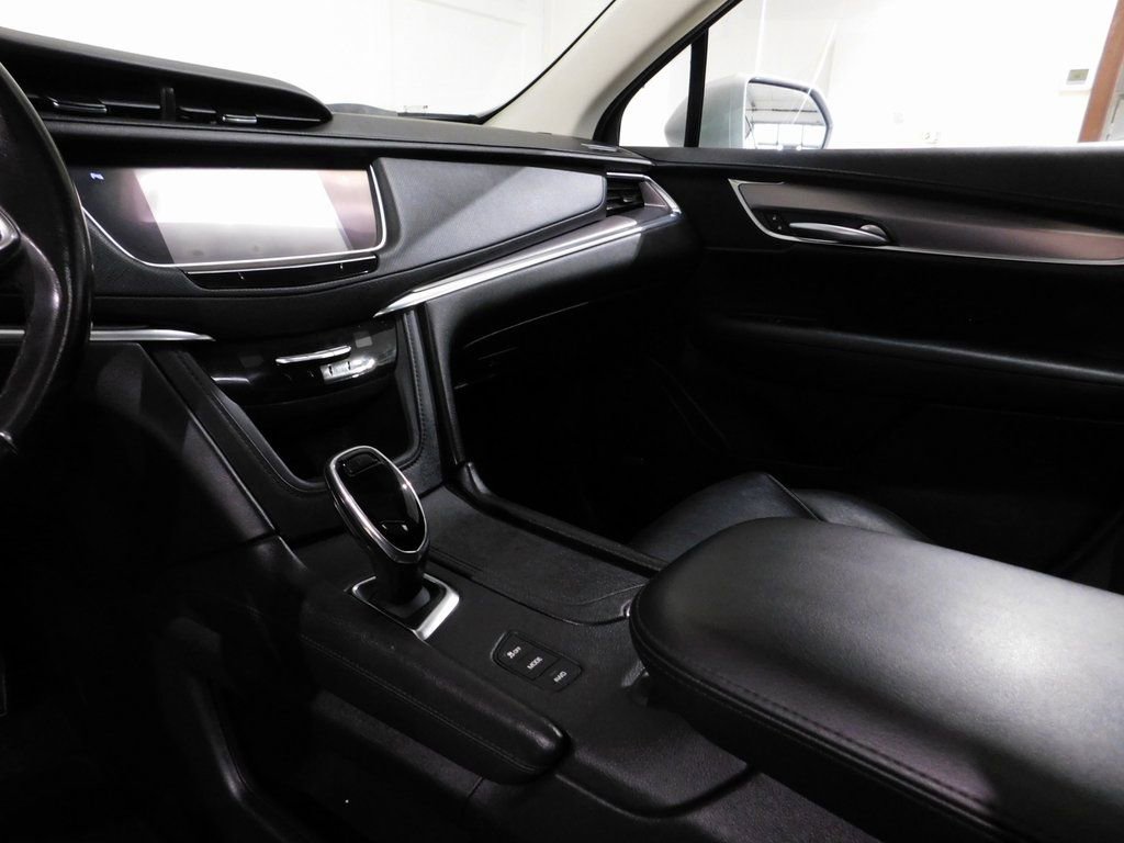 Used 2018 Cadillac XT5 Luxury image 61