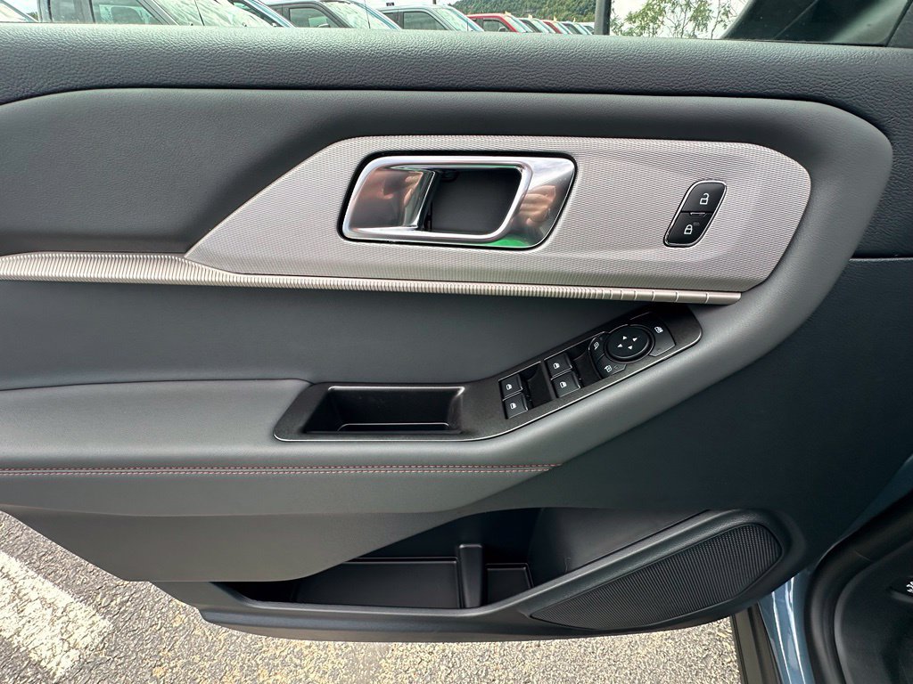 New 2027 Ford Explorer Active w/ Active Comfort Package AWD/4WD image 18