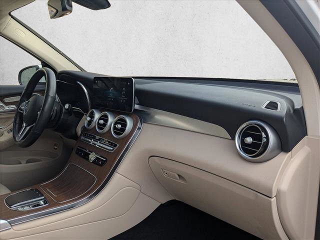 Used 2021 Mercedes-Benz GLC 300 4MATIC image 26