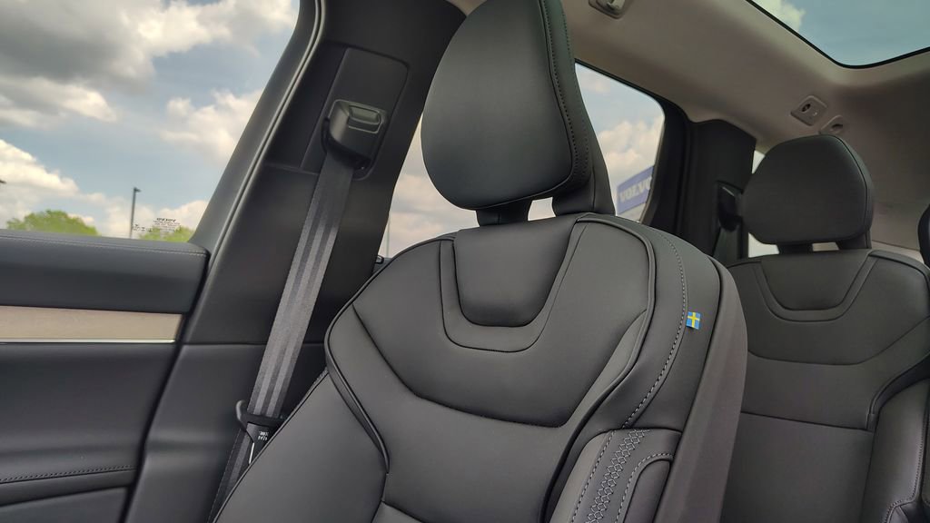 New 2025 Volvo EX90 Ultra AWD/4WD image 25