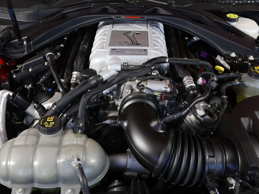 Used 2021 Ford Mustang Shelby GT500 w/ Technology Package RWD image 18
