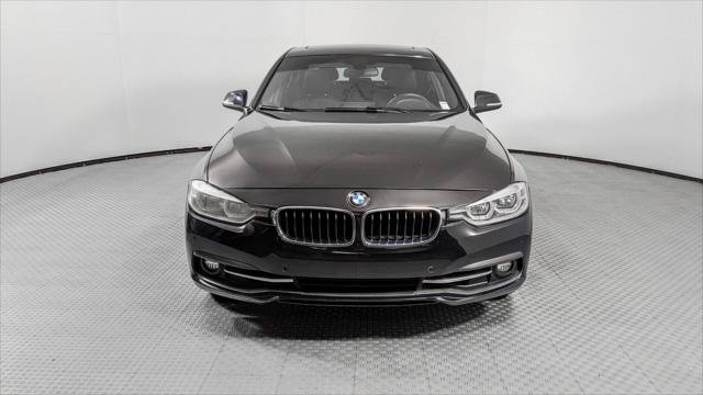 Used 2017 BMW 330i xDrive Sedan AWD/4WD image 12