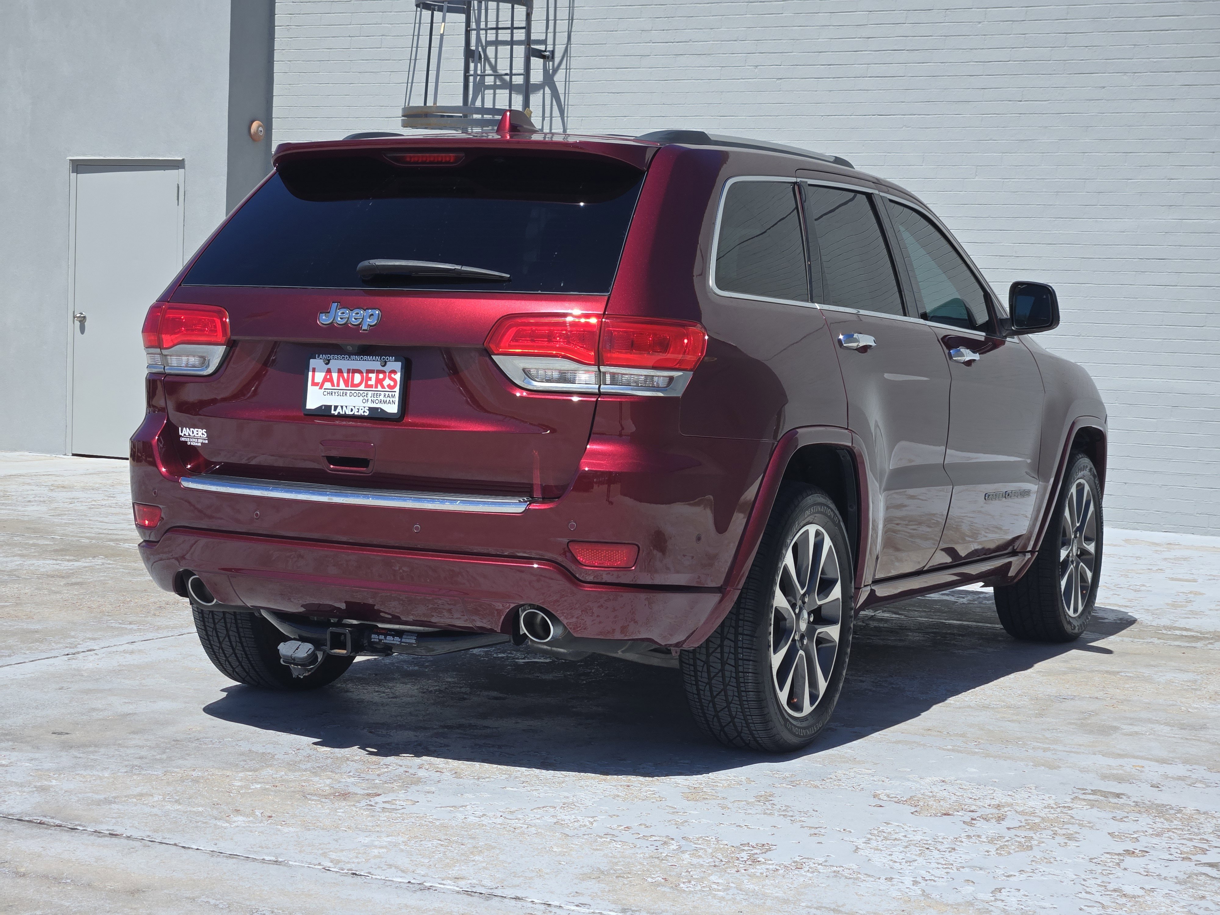 Used 2018 Jeep Grand Cherokee Overland RWD image 7