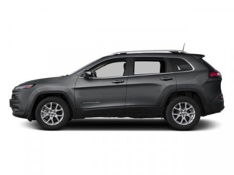 Used 2018 Jeep Cherokee Latitude w/ Altitude Package image 3