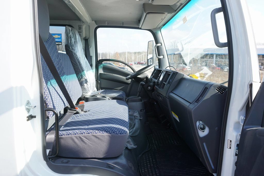 New 2024 Chevrolet Low Cab Forward RWD image 25