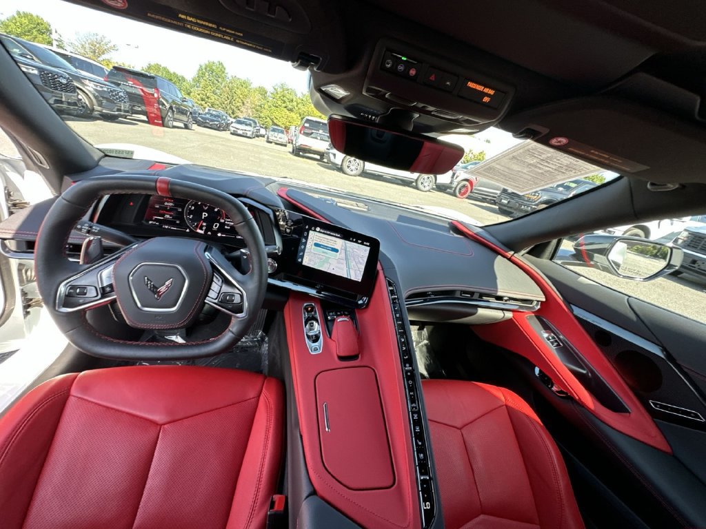 Used 2025 Chevrolet Corvette Stingray Preferred Cpe w/ Stealth Interior Trim Package RWD image 24