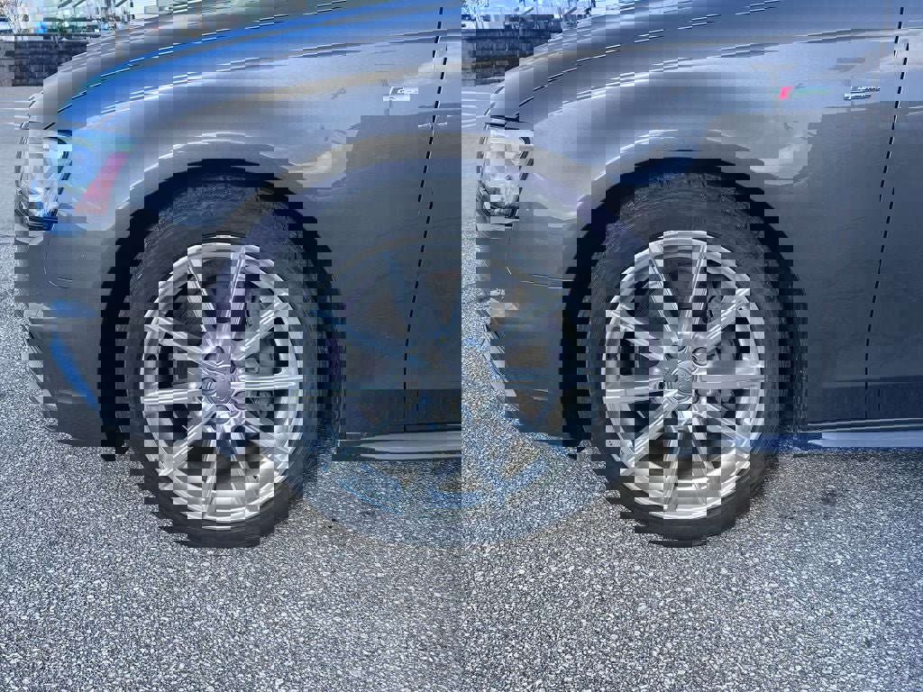 Used 2015 Audi A4 2.0T Premium Plus w/ Technology Package image 27