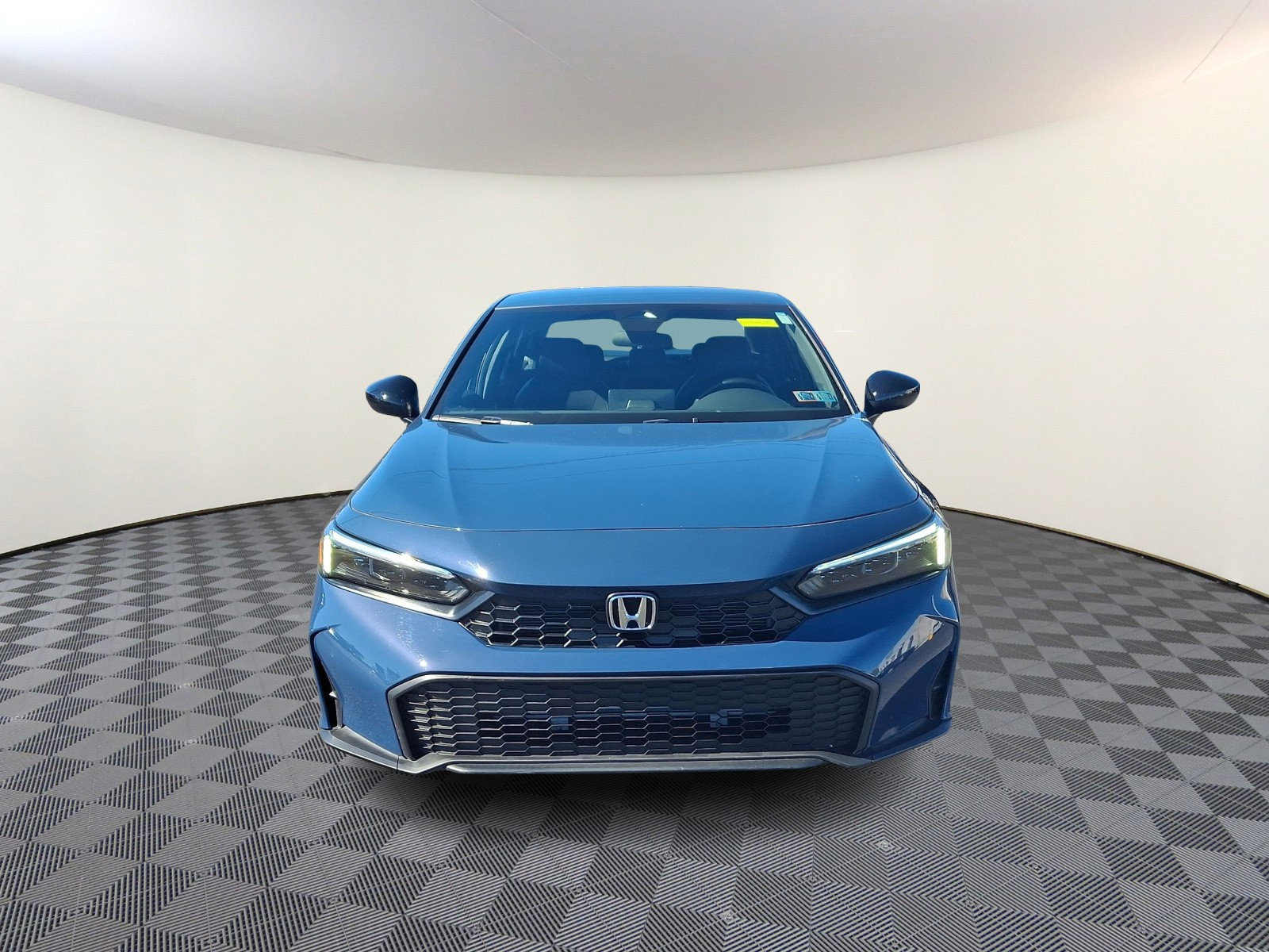 Used 2025 Honda Civic Sport image 2