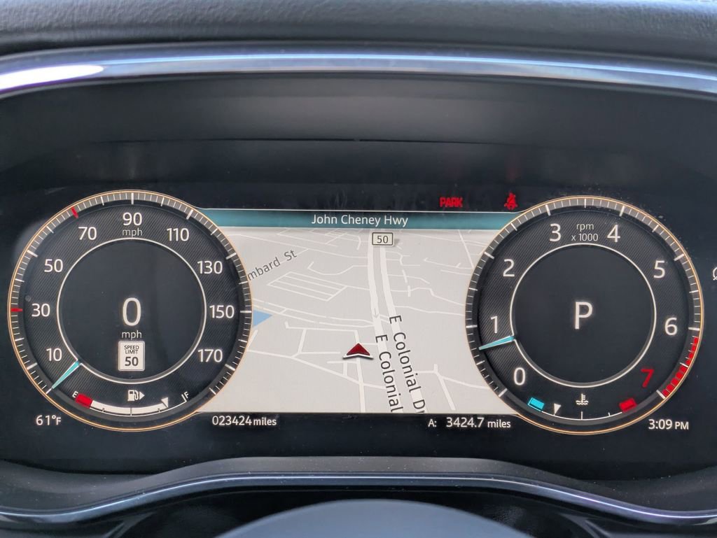 Used 2024 Jaguar F-PACE R-Dynamic S AWD/4WD image 9