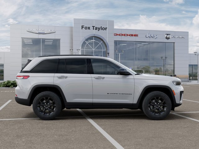 Used 2026 Jeep Grand Cherokee Altitude AWD/4WD image 21