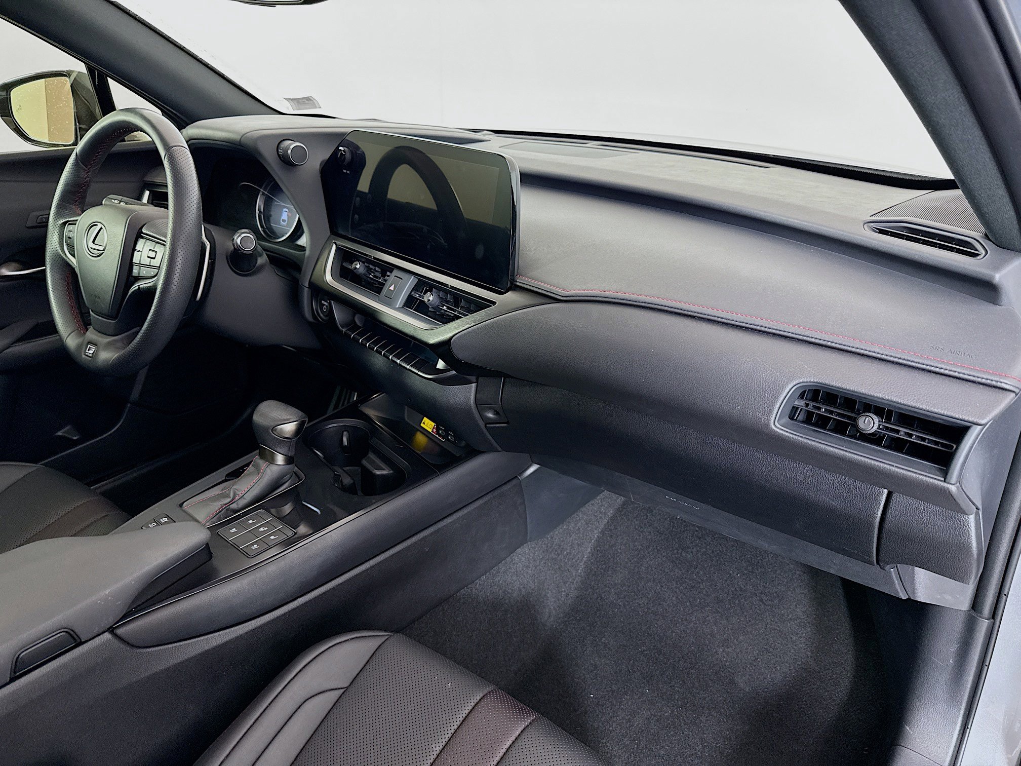 Used 2023 Lexus UX 250h F Sport image 27