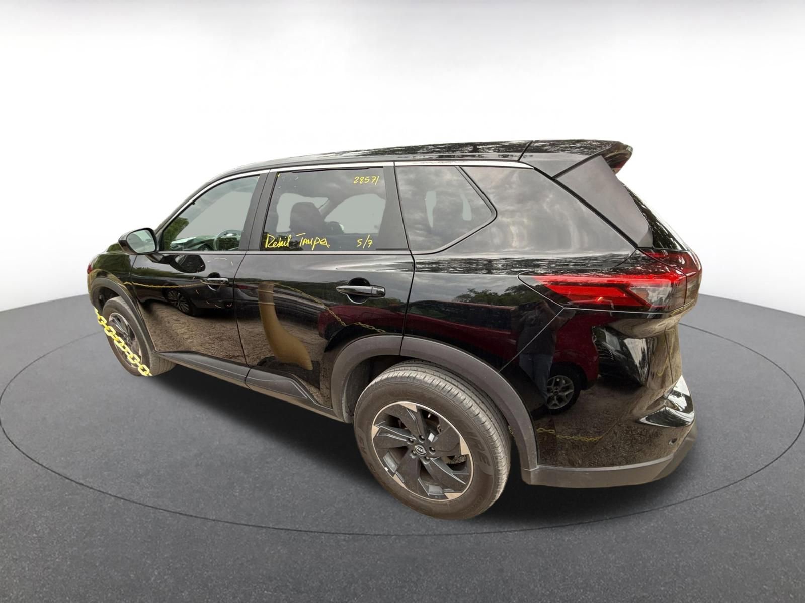 Used 2025 Nissan Rogue SV FWD image 6