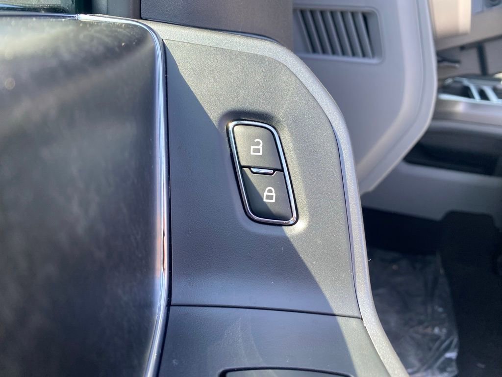 New 2026 Ford F250 XLT w/ XLT Premium Package image 14