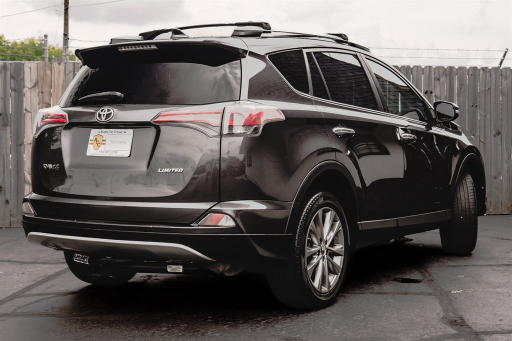 Used 2016 Toyota RAV4 Limited image 5