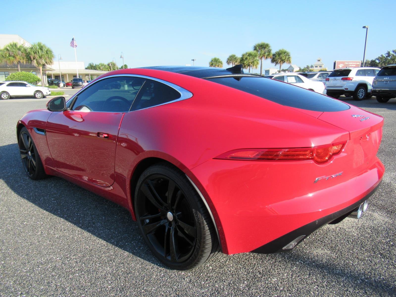 Used 2016 Jaguar F-TYPE Coupe RWD image 5