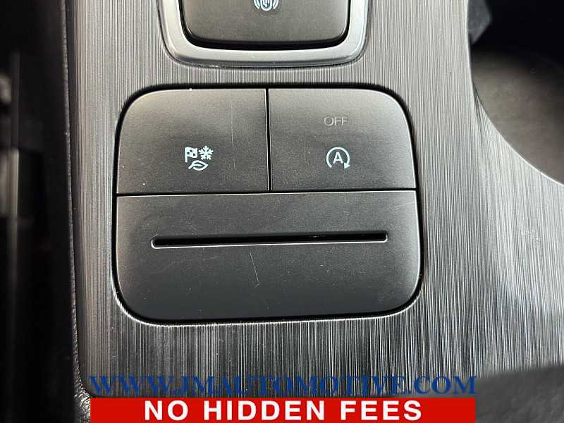 Used 2021 Ford Escape SE image 29