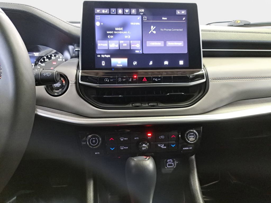 Certified 2025 Jeep Compass Limited AWD/4WD image 20