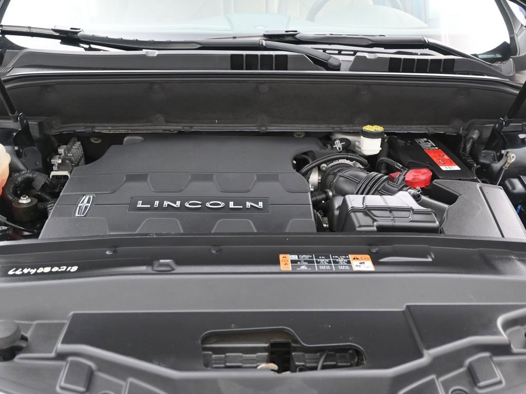 Used 2018 Lincoln MKX Select w/ Select Plus Package image 16