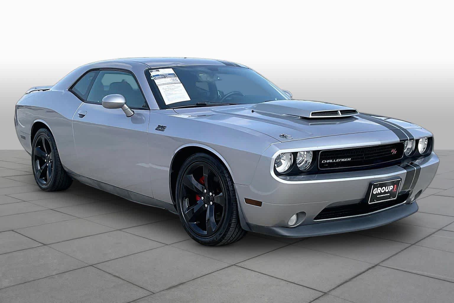 Used 2014 Dodge Challenger R/T w/ Blacktop Package RWD image 3
