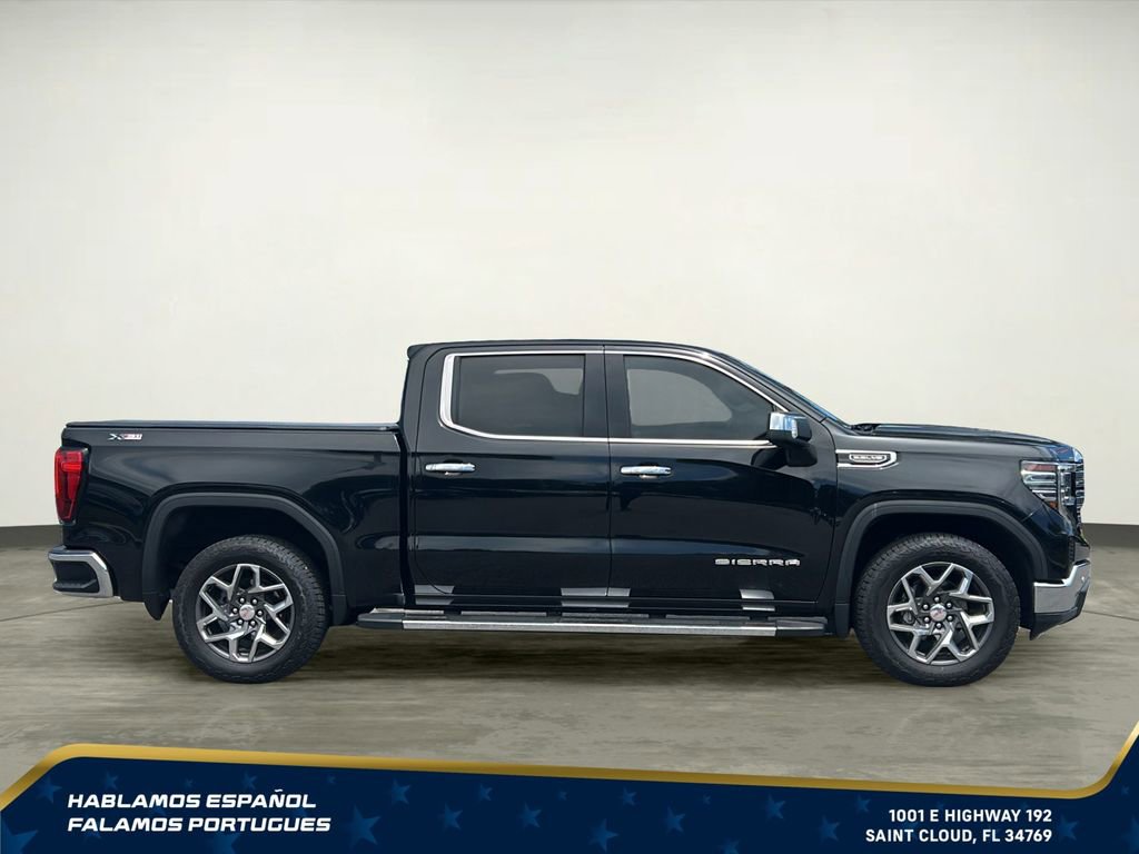 Used 2022 GMC Sierra 1500 SLT w/ SLT Premium Plus Package AWD/4WD image 7