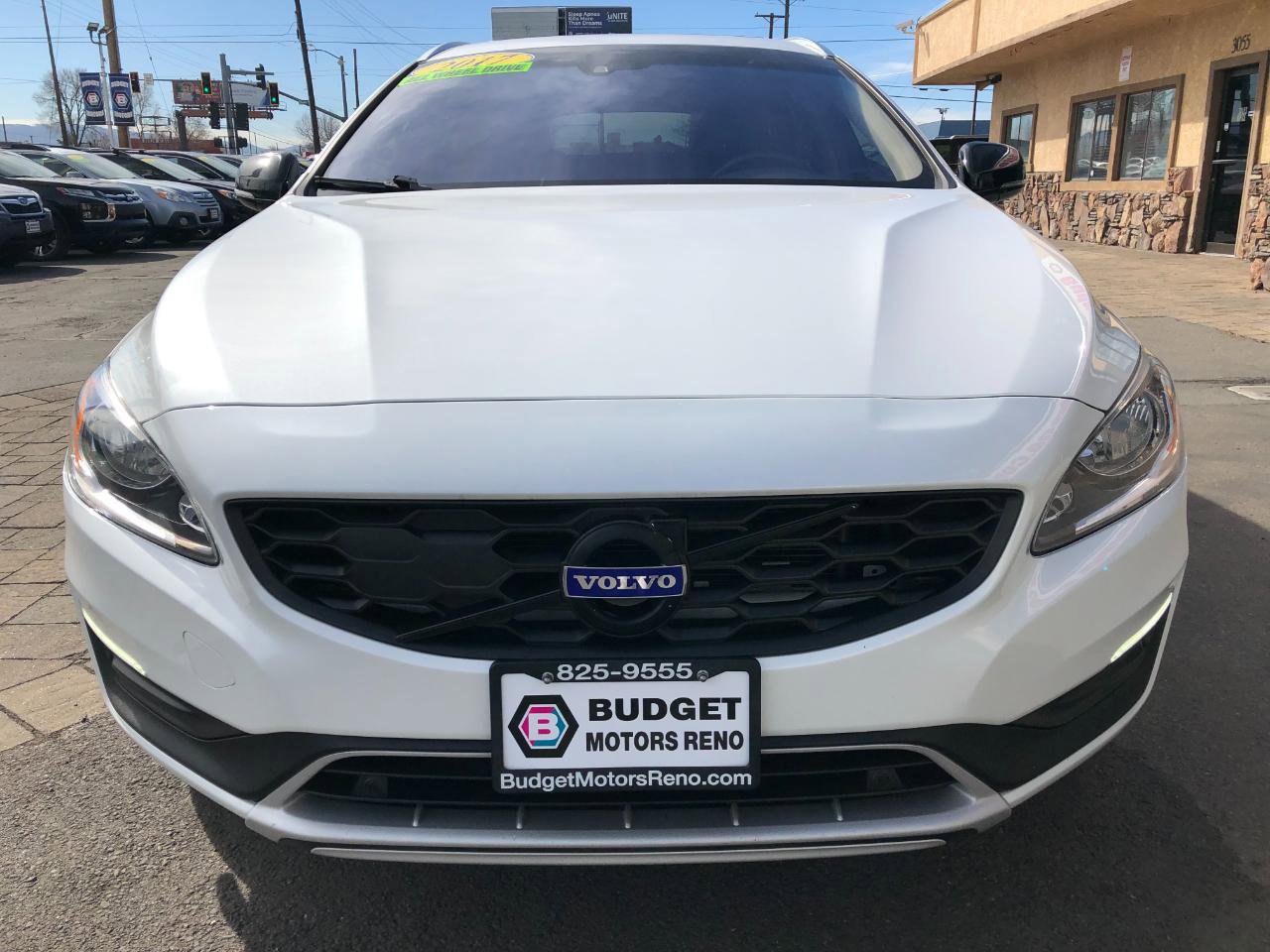 Used 2017 Volvo V60 T5 Cross Country w/ Convenience Package image 6