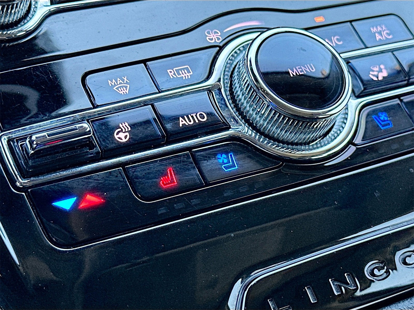 Used 2021 Lincoln Corsair Standard image 20