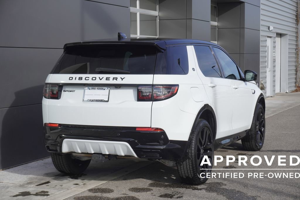 Used 2025 Land Rover Discovery Sport Dynamic SE image 2