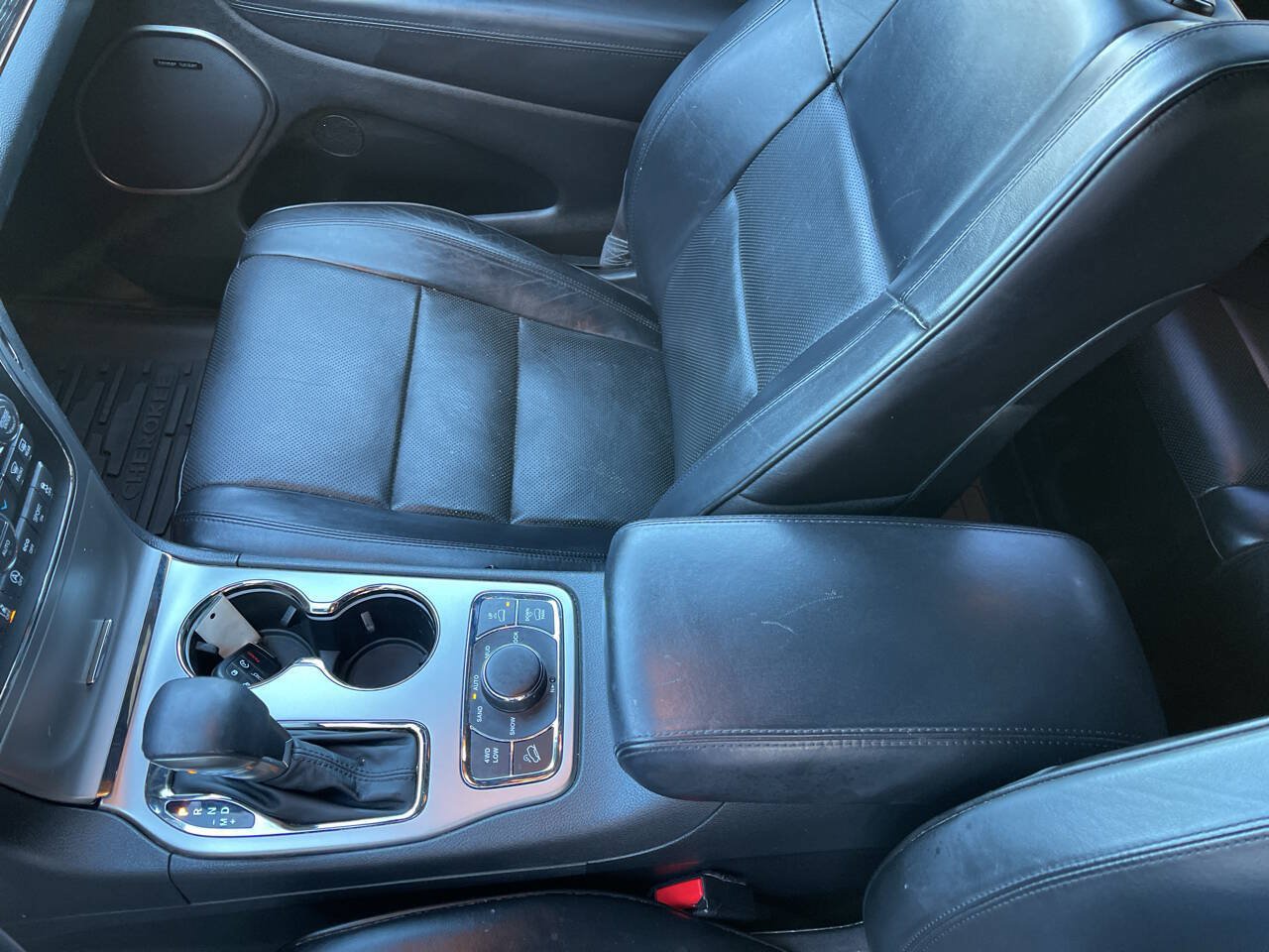 Used 2018 Jeep Grand Cherokee High Altitude AWD/4WD image 14