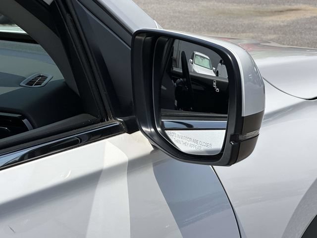 Used 2025 Honda Pilot Touring image 27