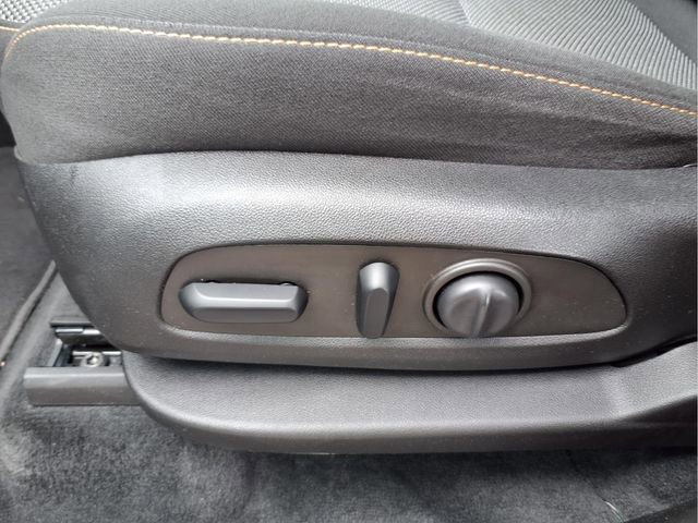 Certified 2021 Chevrolet Traverse LT image 18