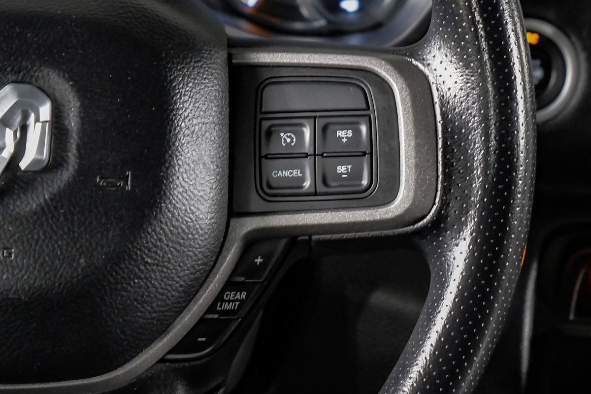 Used 2022 RAM 2500 Tradesman w/ Chrome Appearance Group AWD/4WD image 19