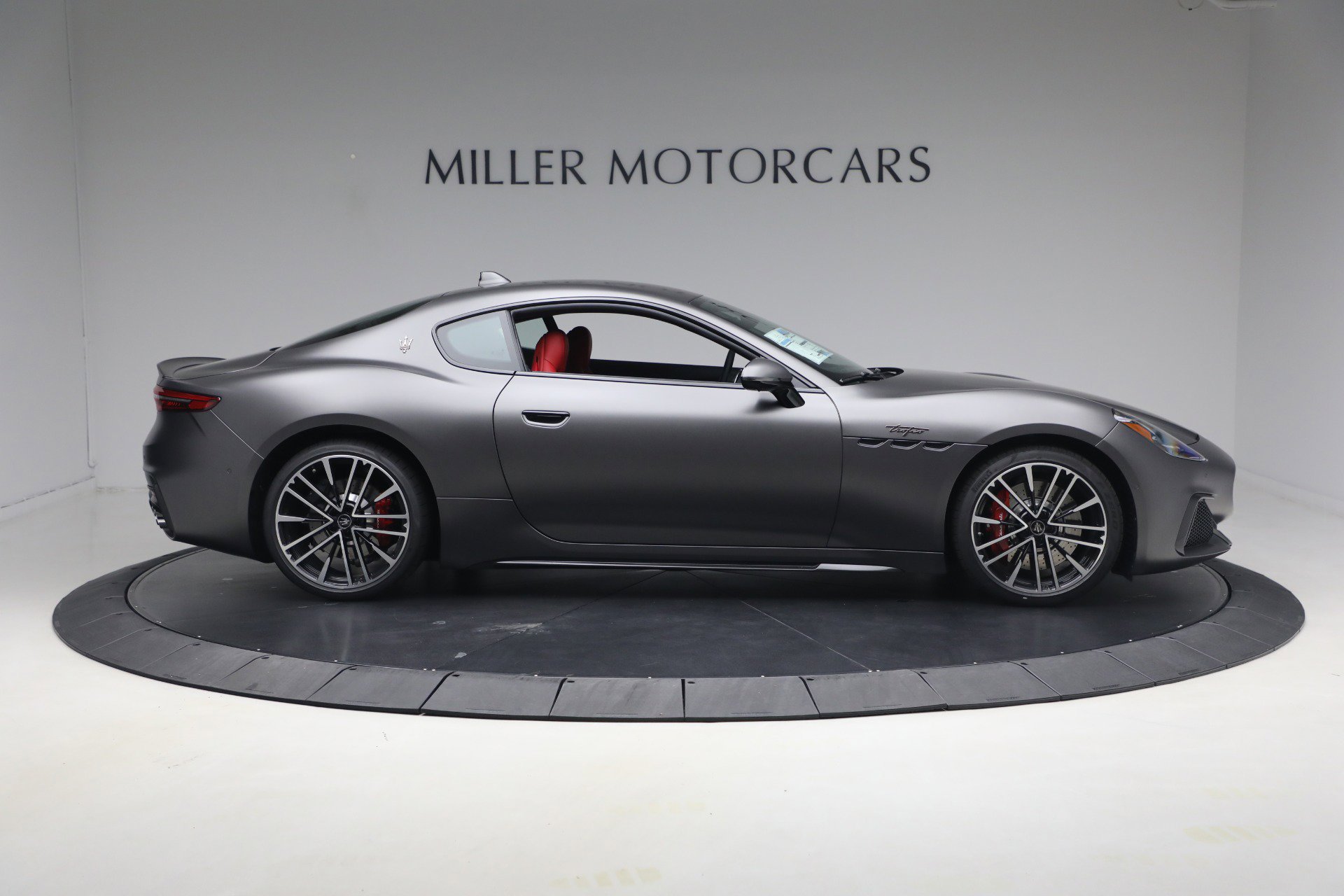 New 2026 Maserati GranTurismo Trofeo AWD/4WD image 9