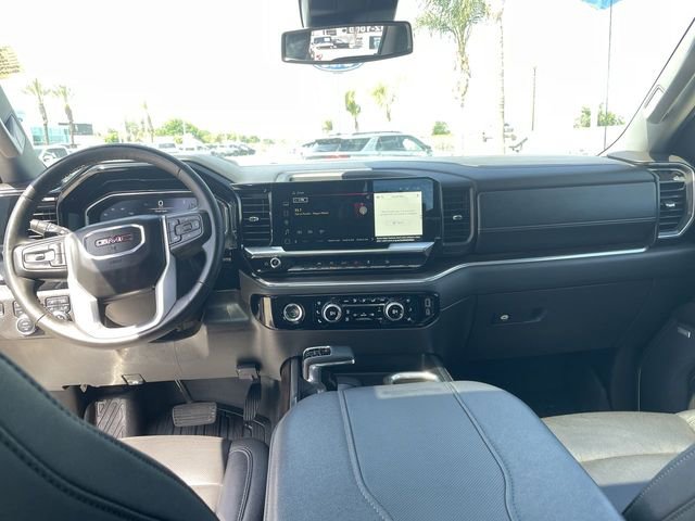 Used 2024 GMC Sierra 1500 SLT w/ SLT Convenience Package AWD/4WD image 19