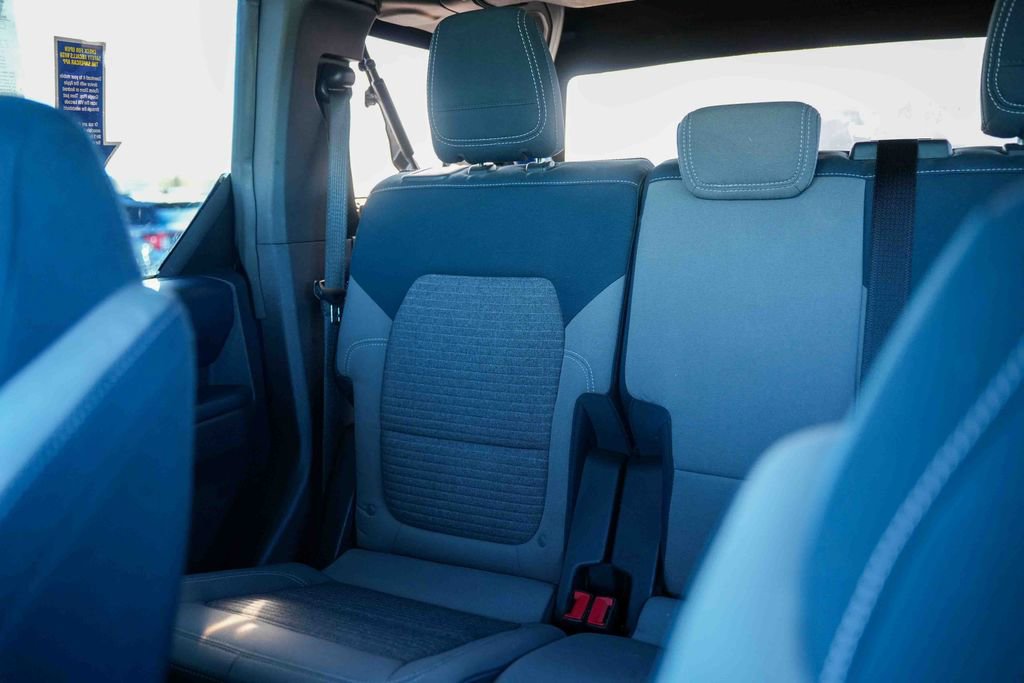 Used 2021 Ford Bronco Outer Banks AWD/4WD image 38