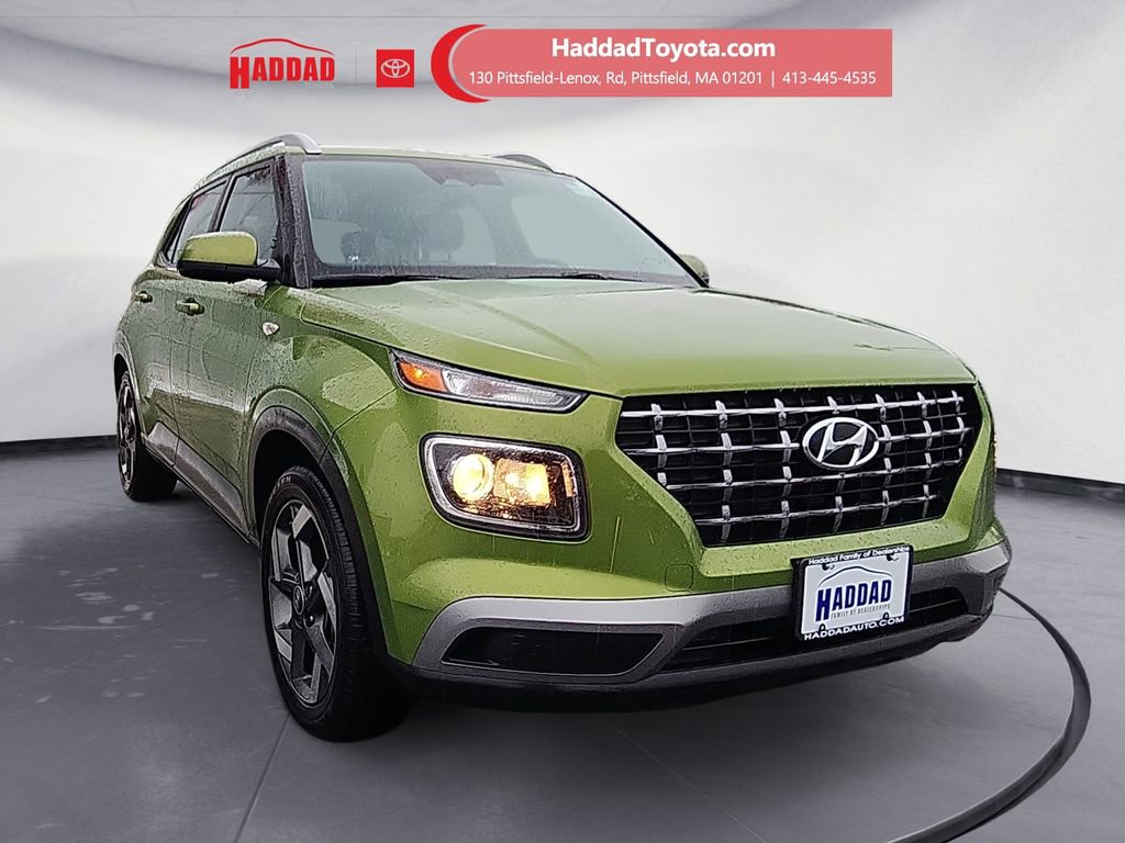 Used 2024 Hyundai Venue SEL image 7