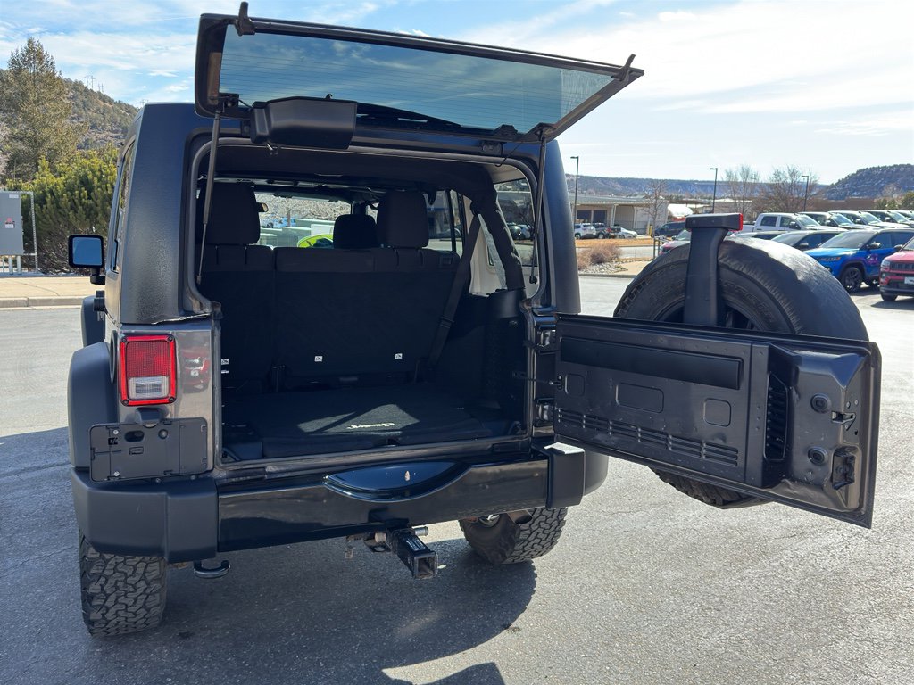 Used 2014 Jeep Wrangler Unlimited Sport image 9