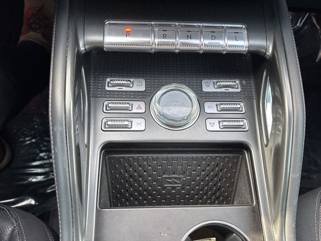 Used 2024 Lincoln Nautilus Reserve w/ Equipment Group 202A image 20