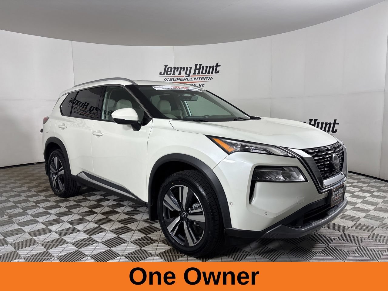 Used 2023 Nissan Rogue SL w/ SL Premium Package AWD/4WD image 4