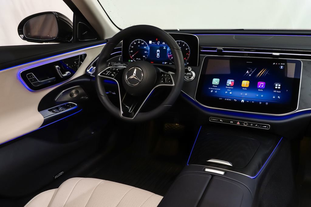 New 2026 Mercedes-Benz E 350 4MATIC Sedan image 12